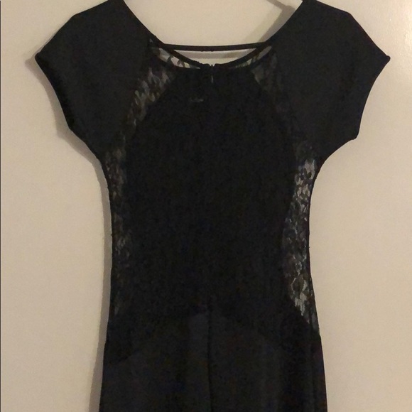 Black Gown with Lace Details - Picture 3 of 5